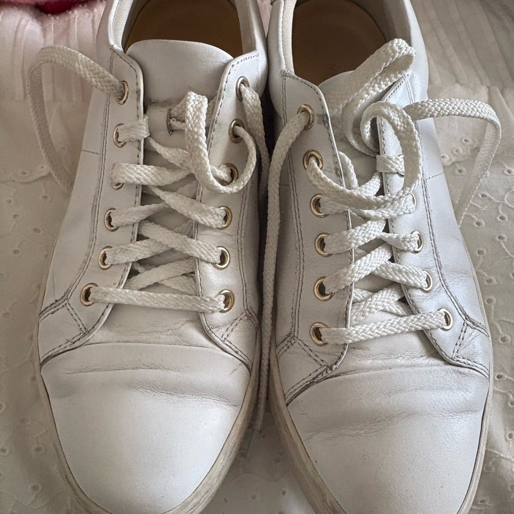 Vagabond White Sneakers with Subtle Gold Detail size 38